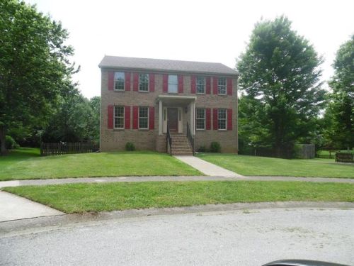 205 Hager Ct, Versailles, KY 40390-1070