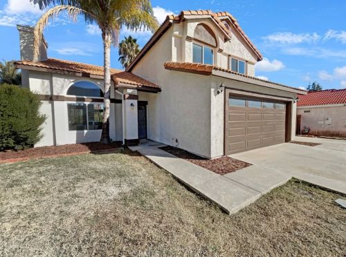 19244 Okeechobee Ln, Lake Elsinore, CA 92530-6311
