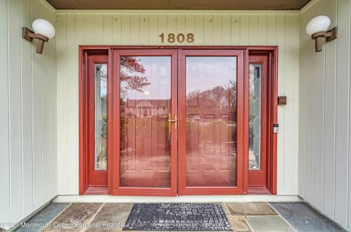 1808 Murray Dr, Belmar NJ  07719-9512 exterior