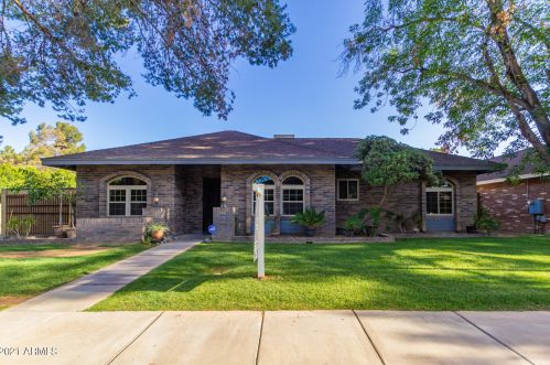 941 Page St, Gilbert, AZ 85234-5915
