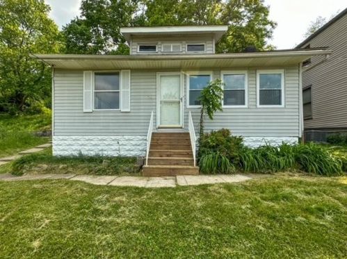 24 21st St, Newport, KY 41071-2707