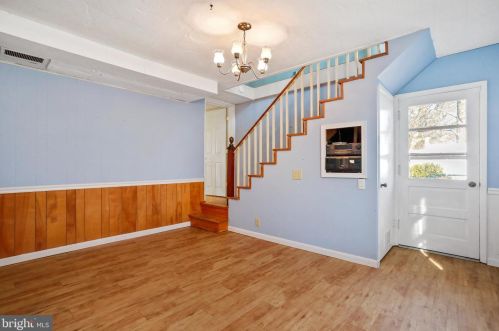 13070 Old Valley Pike, Edinburg VA  22824-3144 exterior