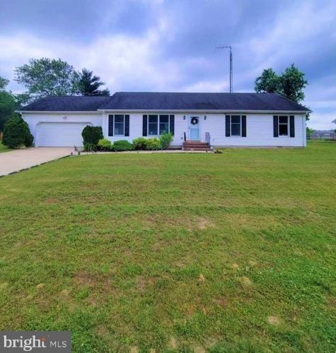 46 Valley Forge Dr, Slaughter Beach, DE 19963-2109