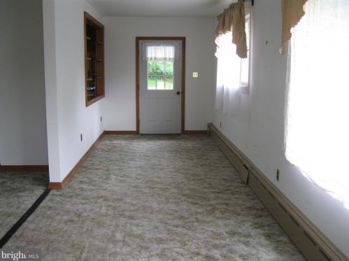 317 Pine Creek Dr, Molino PA  17961-9035 exterior