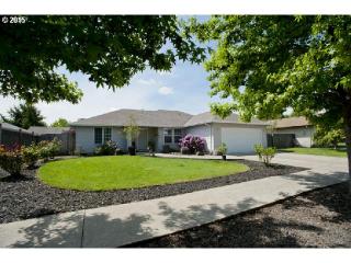 1058 Maloney Dr, Mcminnville, OR 97128-2242