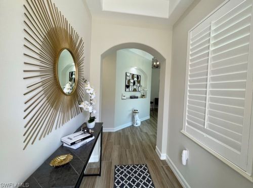 1628 Cayman Ct, Naples, FL 34119-8702