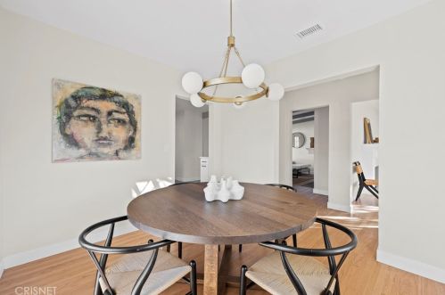 6554 Colbath Ave, Van Nuys CA  91401-1503 exterior