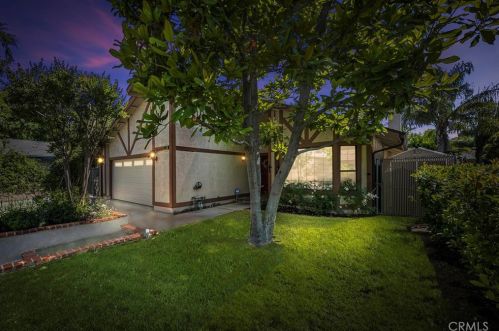 20857 Canterwood Dr, Santa Clarita, CA 91350-1403