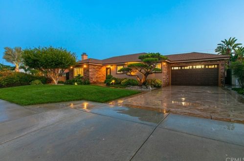 9218 Myron St, Pico Rivera, CA 90660-5247