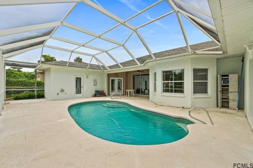 10 Freeman Ln, Palm Coast, FL 32137-8418