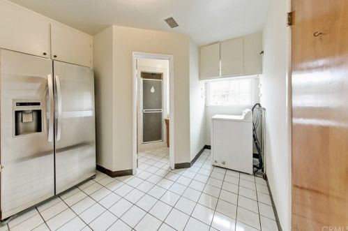 12309 Freeman Ave, Hawthorne CA  90250-0873 exterior