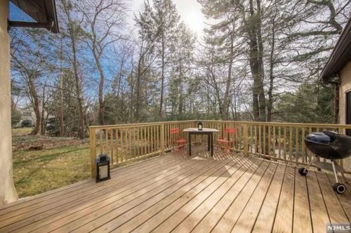 50 Jacquelin Ave, Ho Ho Kus NJ  exterior