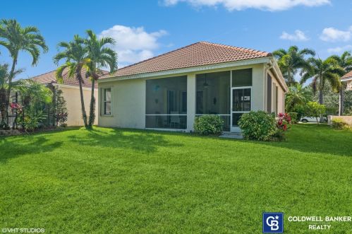 738 Munjack Cir, Fort Pierce FL  34986-3455 exterior