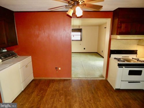 2219 Henlopen Ave, Wilmington DE  19804-3621 exterior