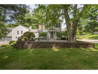 220 Wl Hl Rd, Lakeville CT  06039-2232 exterior