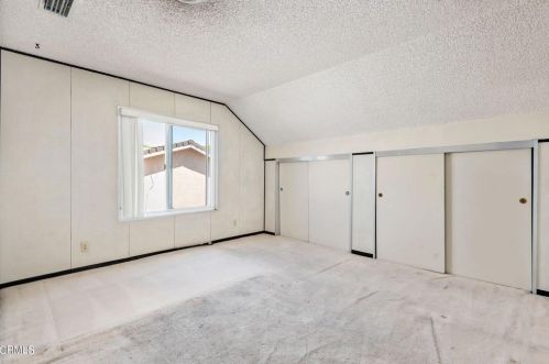 2243 Brower St, Simi Valley CA  93065-2501 exterior