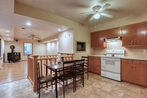 524 Decker Dr, West Bend, WI 53090-2335