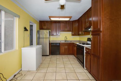 712 Encinitas Ave, San Diego CA 92114-4808 exterior