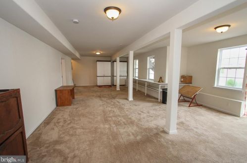 1954 Canyon Creek Rd, Gilbertsville PA  19525-7003 exterior