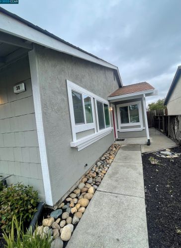 38 Connie Ct, West Pittsburg CA  94565-1574 exterior