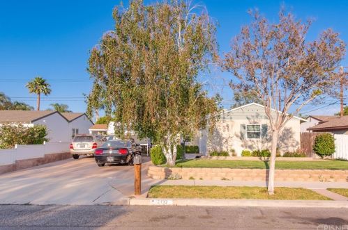 2132 Clover St, Simi Valley, CA 93065-2649