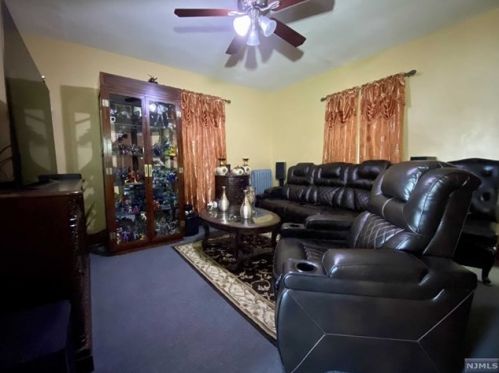 215 Montgomery St, Bloomfield NJ  07003-4929 exterior