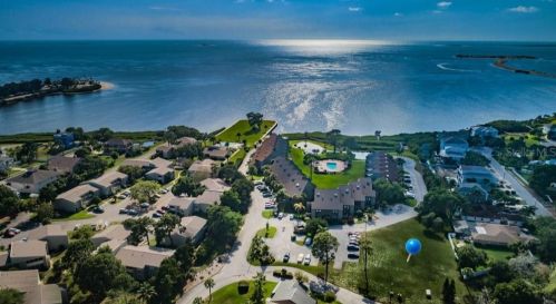 380 Windrush Loop, Tarpon Springs, FL 34689-0012