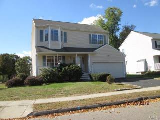 15 Lindas Run, Stratford, CT 06614-3267