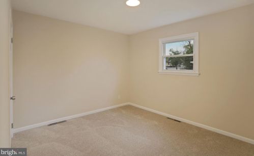 237 Grand Ave, Blenheim NJ  08012-3843 exterior