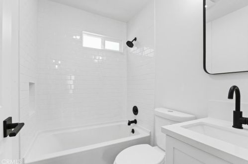 2519 Monroe St, Long Beach CA  90810-1361 exterior