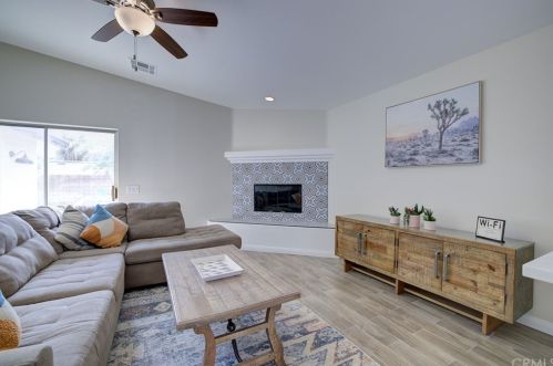 53140 Avenida Martinez, La Quinta CA  92253-5420 exterior