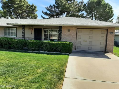 9705 Shasta Dr, Sun City, AZ 85351-2066