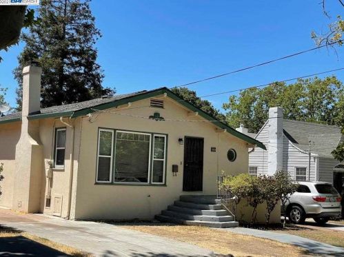 1334 Birch St, West Pittsburg, CA 94565-2722