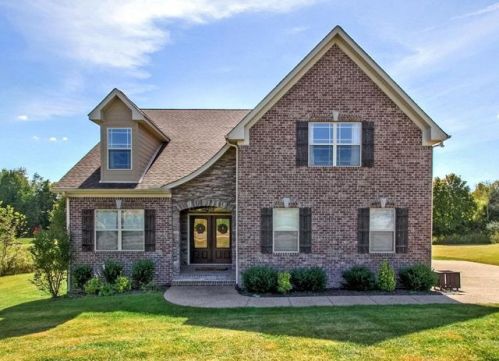 2718 Jasmine St, Lebanon, TN 37087-1428