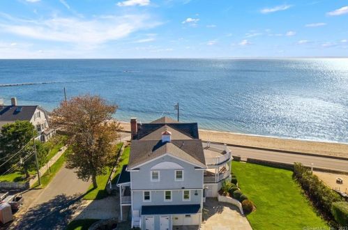 23 Soundview Dr, Westport CT  06880-6844 exterior