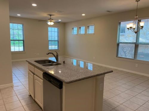 740 Greenville Ave, Richardson TX  75081-4112 exterior