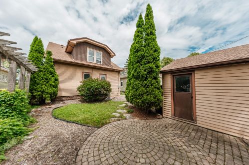 8315 Portland Ave, Milwaukee WI 53213-3017 exterior