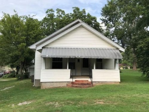 716 High St, Winchester, TN 37398-2141
