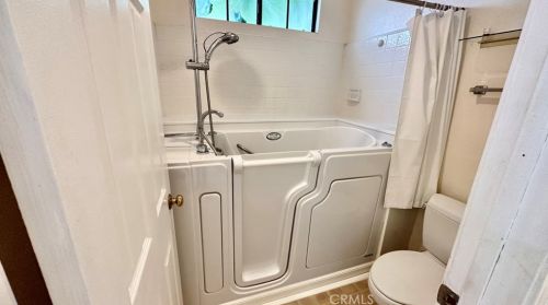 854 Congressional Rd, Simi Valley CA 93065-6613 exterior