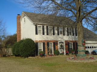 7916 Woodleaf Dr, Memphis, TN 38138-7151