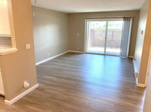 1054 Yarwood Ct, San Jose CA  95128-4727 exterior