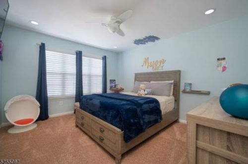 4 Evergreen Way, Mount Arlington NJ  07856-1377 exterior