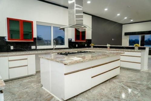 703 Leaning Oak Trl, Richmond TX  77406-4653 exterior