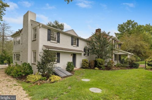 2287 Valley Rd, Berwyn, PA 19312-1505