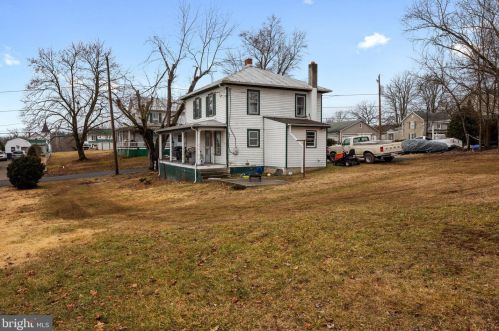 616 Branch St, Strasburg VA  22657-2024 exterior