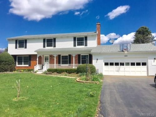 1293 Laray Dr, Townline, NY 14004-9511