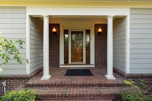 45 Eagle Dr, North Kingstown, RI 02852-1057