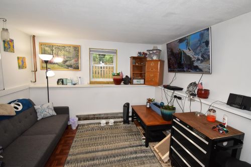 39 Essex Dr, Raymond NH  03077-2609 exterior
