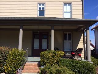 333 Gorrell St, Greensboro, NC 27406-1635