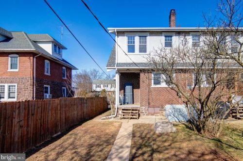 422 Delaware Ave, Lansdale PA 19446-3422 exterior